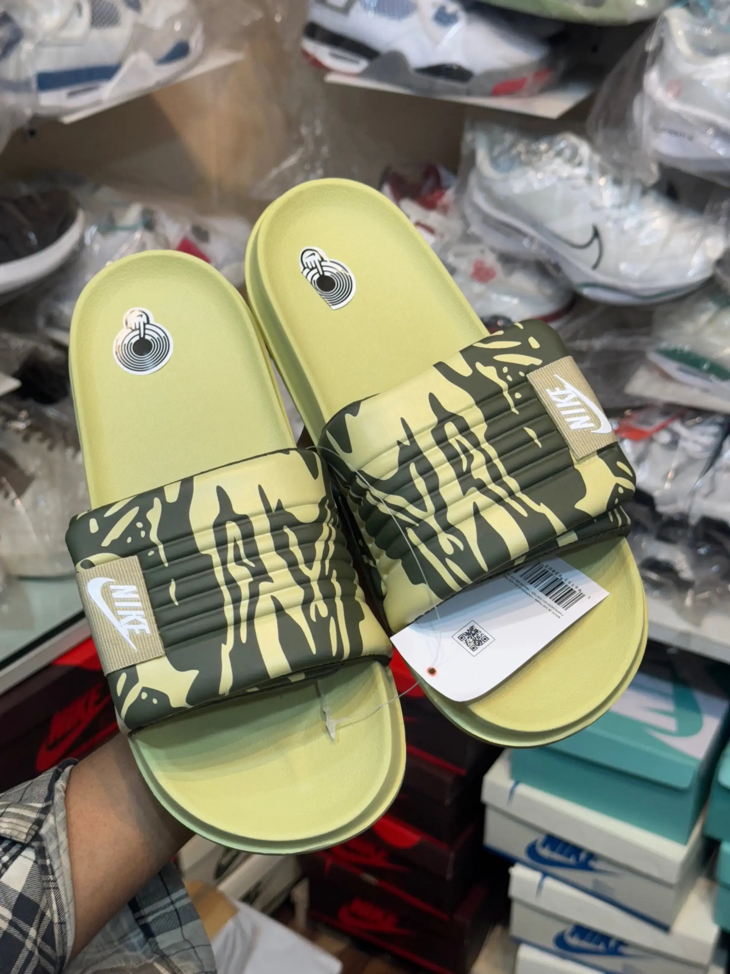 Offcourt Adjust Slide Sandal